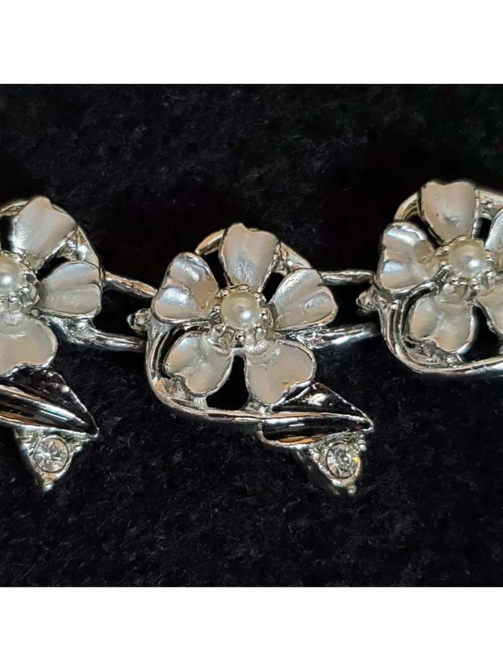 Vintage Judy Lee Floral Necklace Silver Tone Black Rhinestone 12-16"